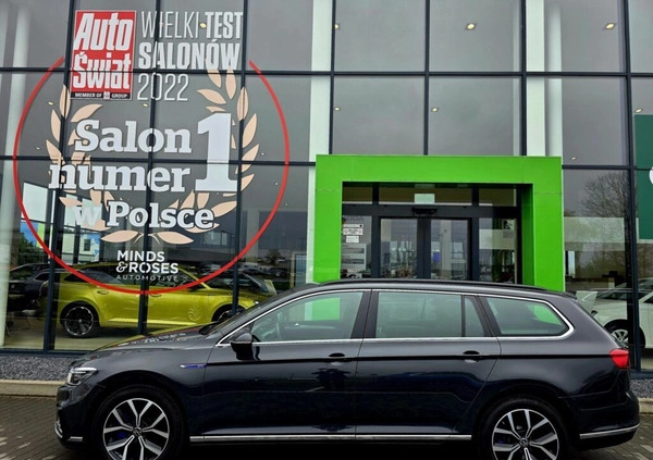 Volkswagen Passat cena 119900 przebieg: 65308, rok produkcji 2021 z Szczecinek małe 704